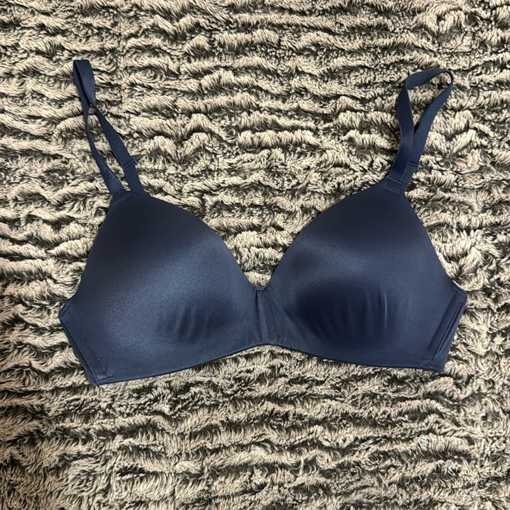 B.tempt’d by Wacoal wireless bra